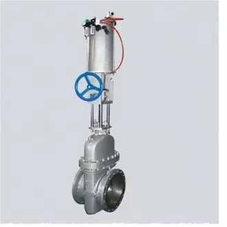 Pneumatic flat gate valve without diversion hole